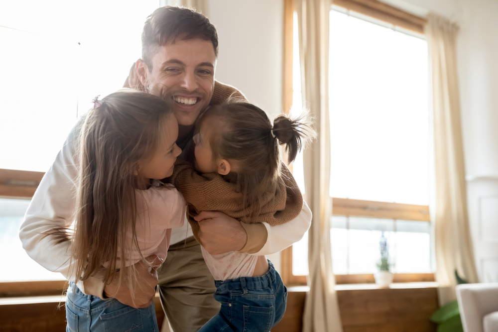 Un papa avec ces enfants, droit famille avocat Maître Thibault